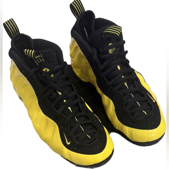 Nike Adult Foamposite Sneakers - black and yellow (Wu-Tang Optic Yellow) - Picture 5 of 5